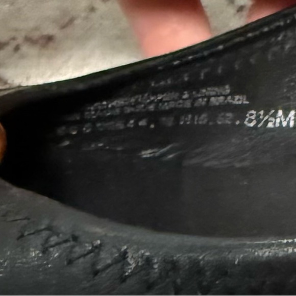 Tory Burch Black Leather Flats with Gold Logo Medallions - Picture 9 of 9